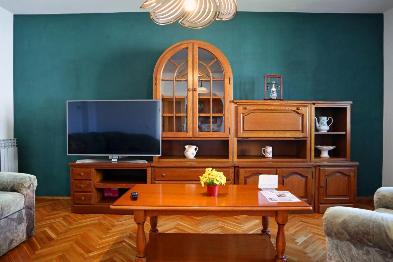 Appartamento Apartman Slavko Tar-Vabriga Esterno foto