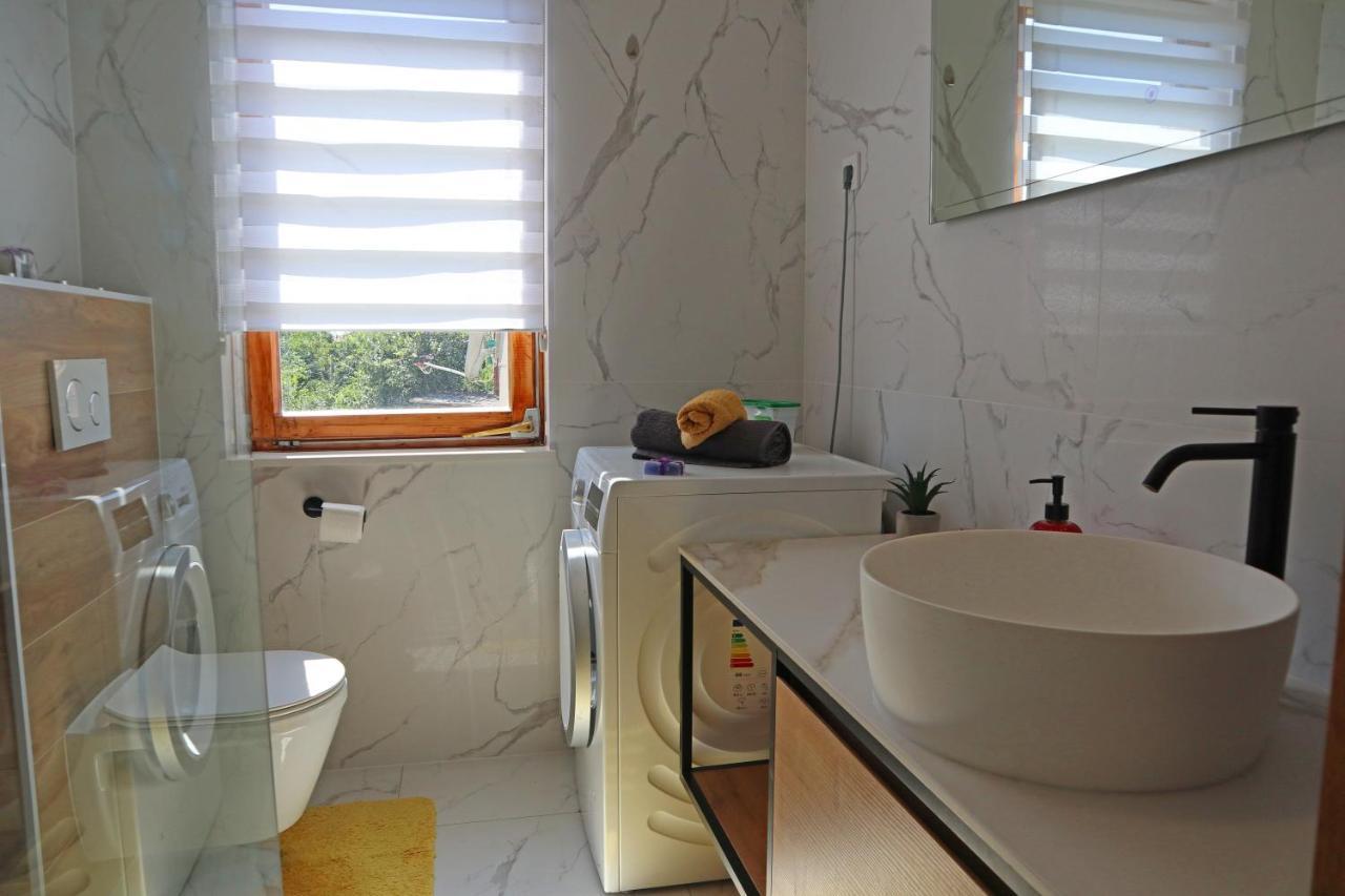 Appartamento Apartman Slavko Tar-Vabriga Esterno foto