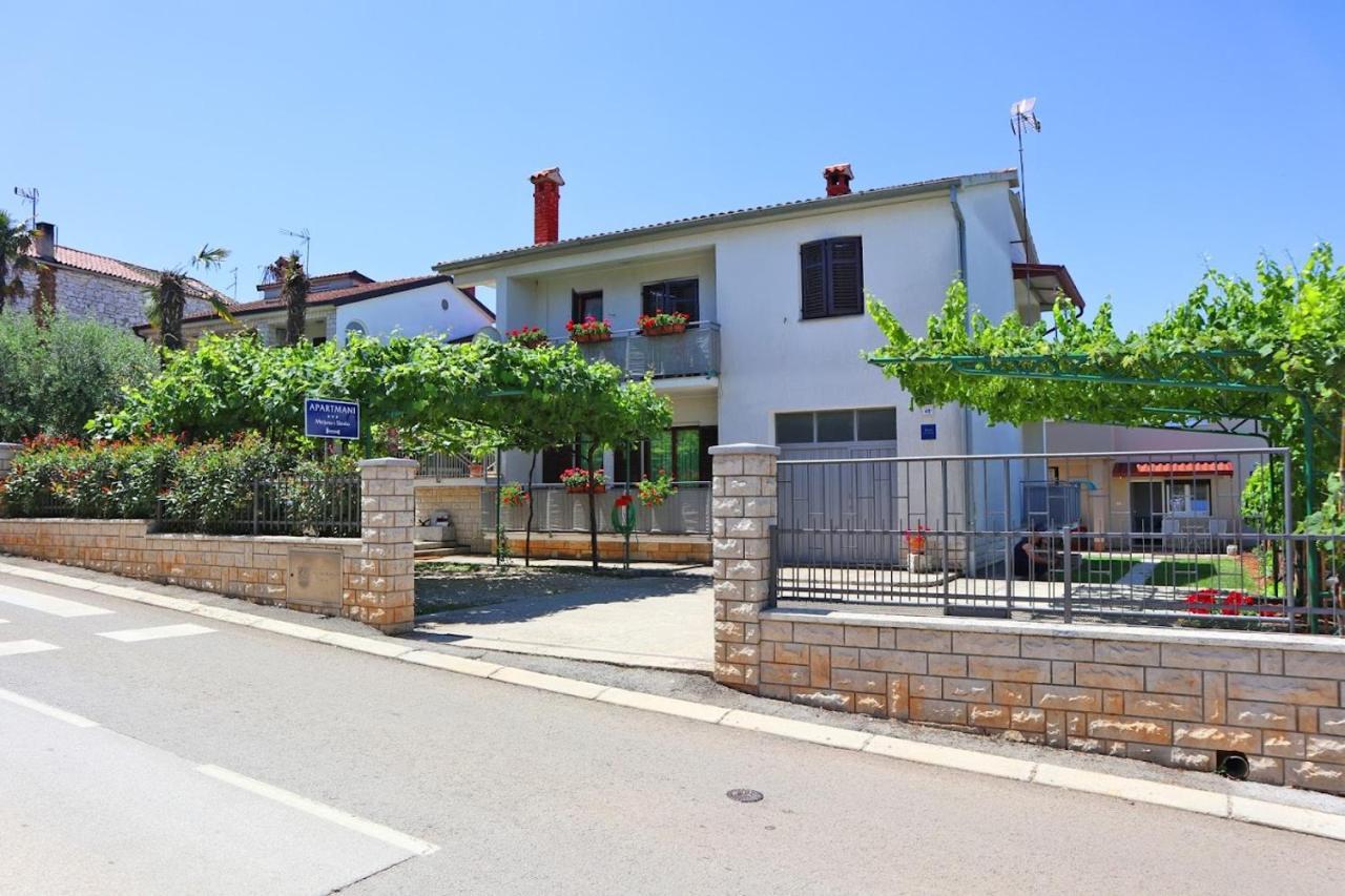 Appartamento Apartman Slavko Tar-Vabriga Esterno foto